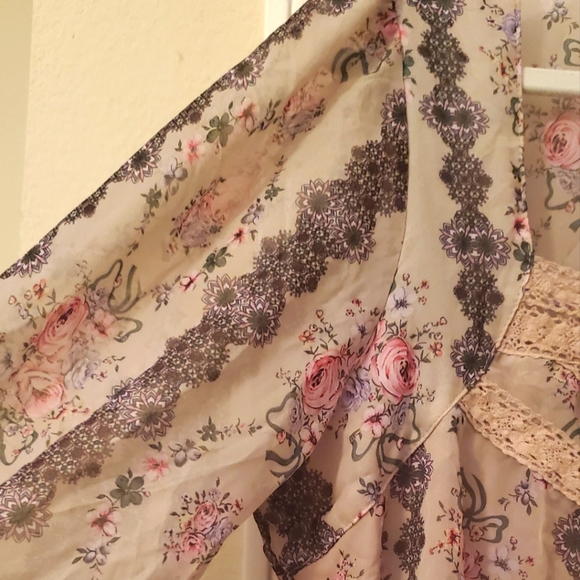 XXL FLORAL DRESS WITH LACE RIBBON TRIM - Picture 3 of 7